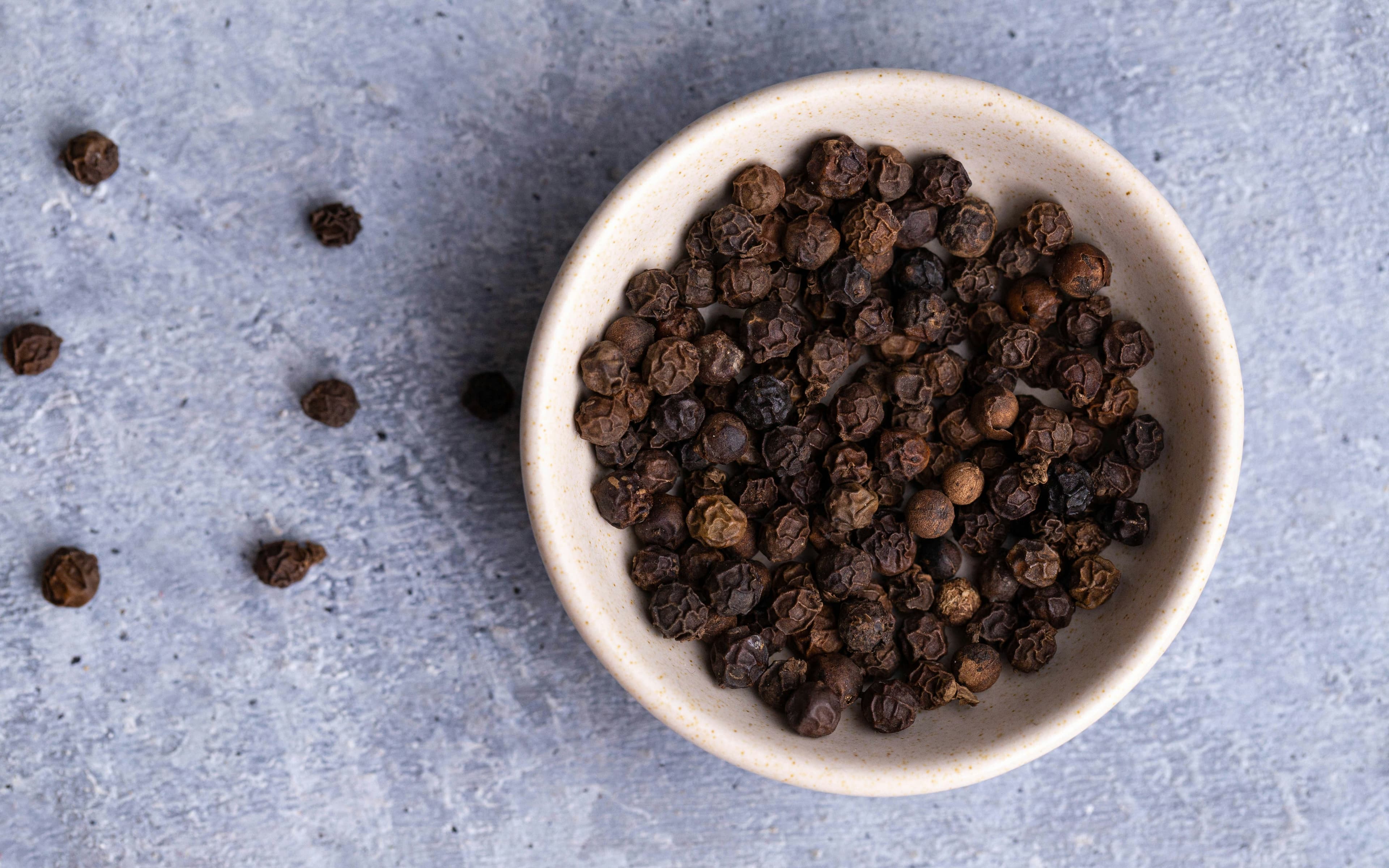 The Mighty Black Pepper: Health Benefits & Its Sacred Role in Indian Tradition